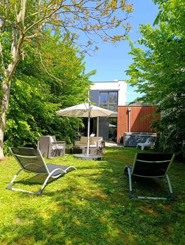 Maison familiale 4 chambres avec grand jardin