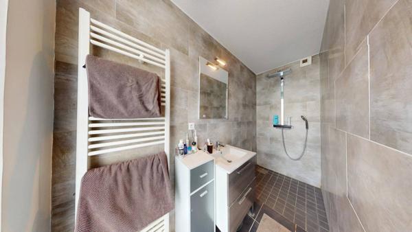 Maison familiale 4 chambres avec grand jardin