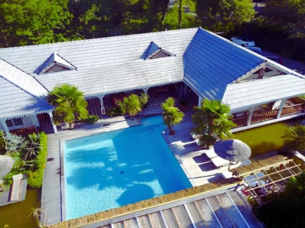 Maison style balinais de 10 pièces