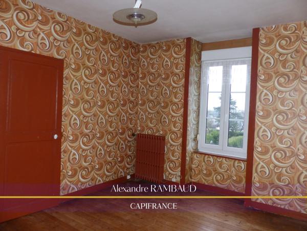 Maison de ville à FOUGERES (35)