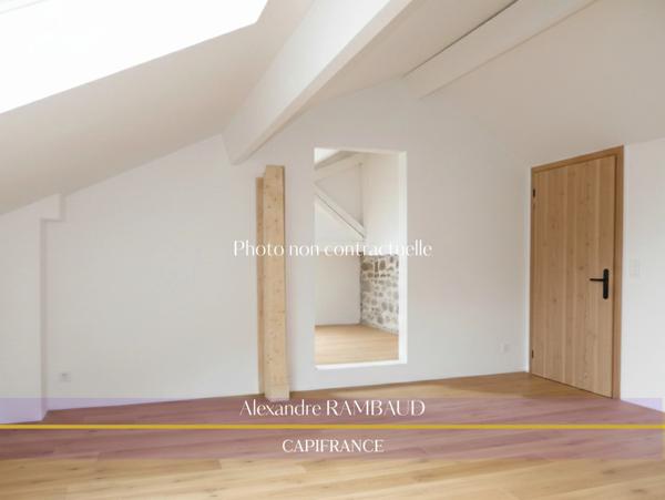 Maison de ville à FOUGERES (35)