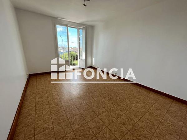 Location Appartement 2 pièces 44.7 m² - Dreux 28100