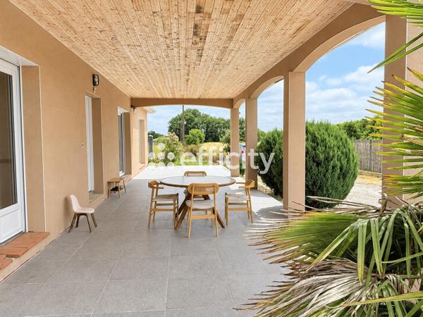 Maison
         6 pièces
        - 160 m² Exclusivité 372 000 € *