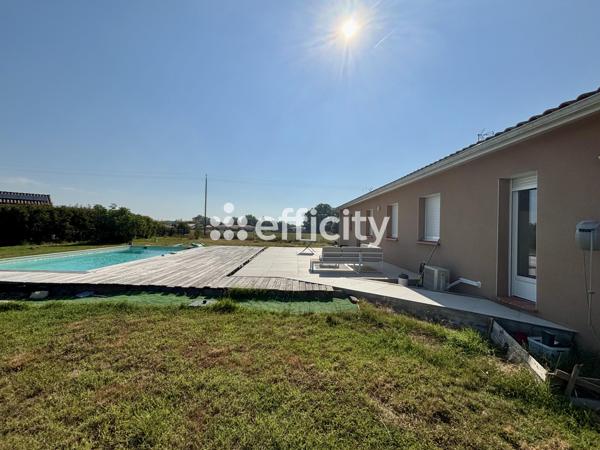 Maison
         6 pièces
        - 160 m² Exclusivité 372 000 € *