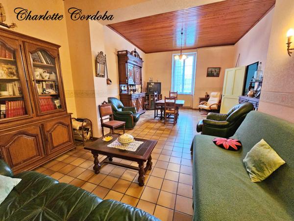 SPECIAL INVESTISSEUR : Maison à vendre 6 pièces louée à LAVARDAC (47)