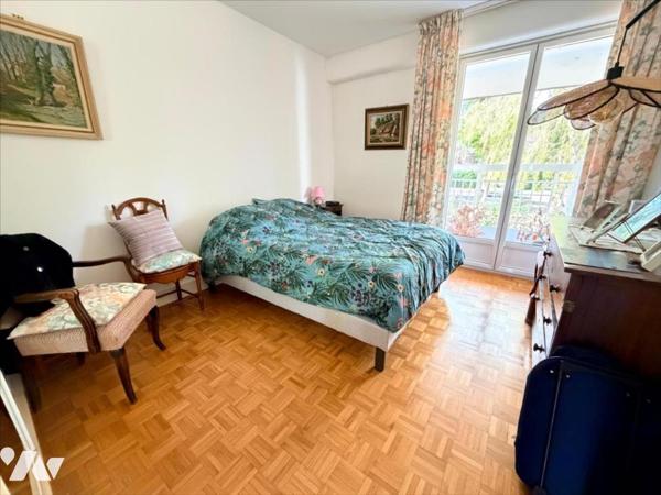APPARTEMENT 5 PIECES 107m²