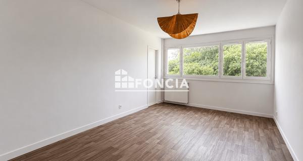 À vendre Appartement 2 pièces 60 m² - Villeneuve-lès-avignon 30400
