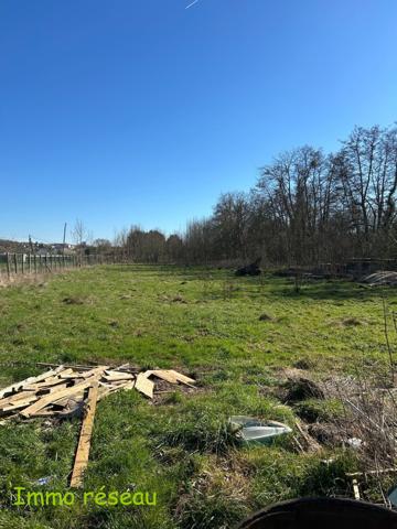 Immeuble à COULOMMIERS (77120)