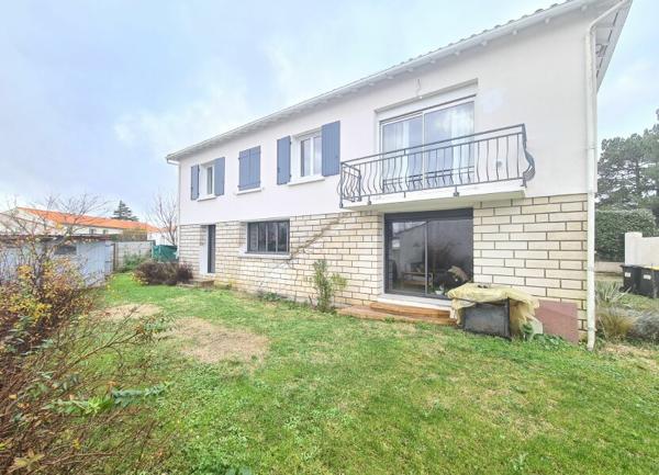 Maison à vendre    5 pièces •  Royan