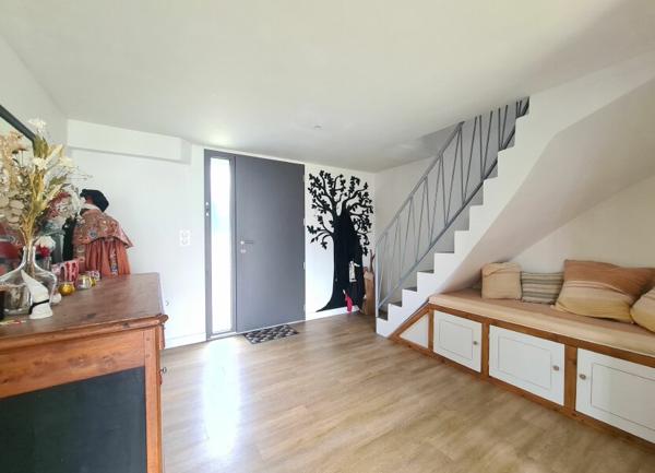 Maison à vendre    5 pièces •  Royan