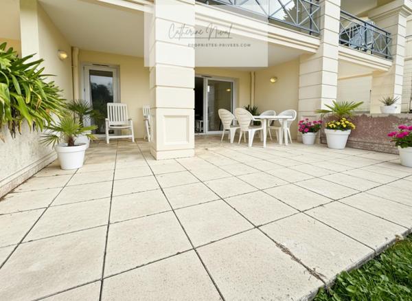 La Baule . Appartement 2 pièces, terrasse 25 m², résidence sécurisée avec piscines