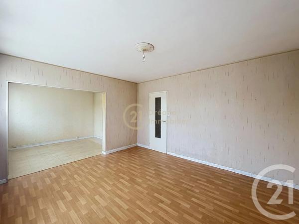 Appartement T4 à vendre  4 pièces - 65 m 2   ST JACQUES DE LA LANDE  - 35