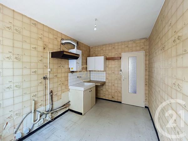 Appartement T4 à vendre  4 pièces - 65 m 2   ST JACQUES DE LA LANDE  - 35