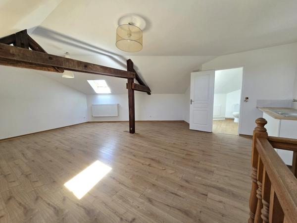 HIRSON (02) - 🏢 Vente immeuble de 4 appartements rénovés.