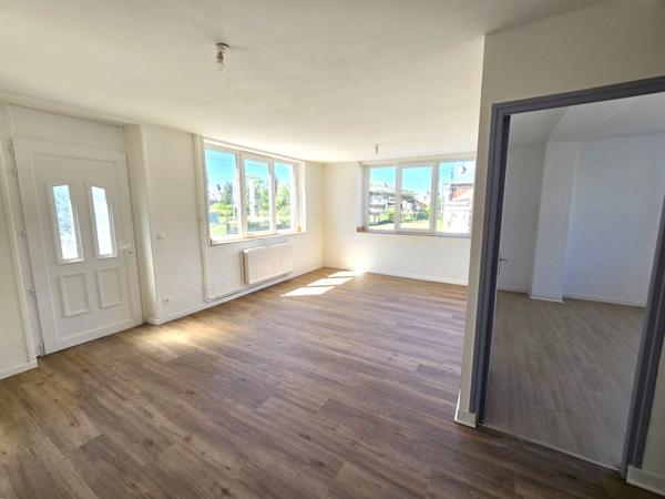 HIRSON (02) - 🏢 Vente immeuble de 4 appartements rénovés.