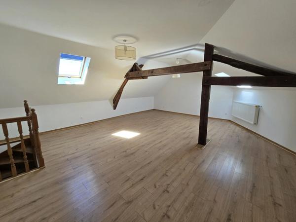 HIRSON (02) - 🏢 Vente immeuble de 4 appartements rénovés.