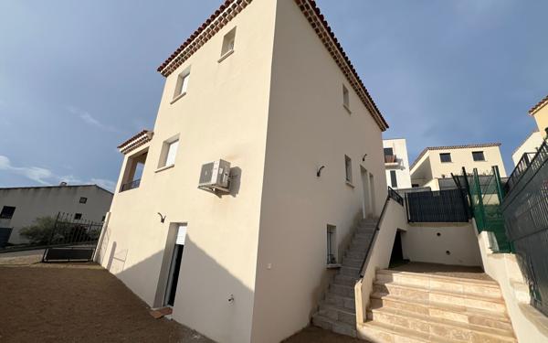 Maison à vendre    6 pièces • 111 m2 Aramon