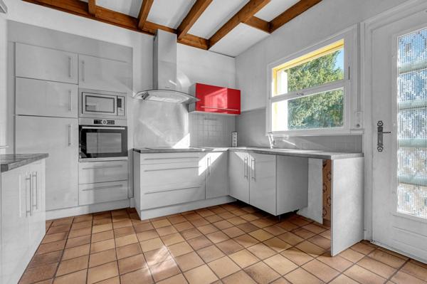 Maison à vendre    5 pièces • 185 m2 Toulouse