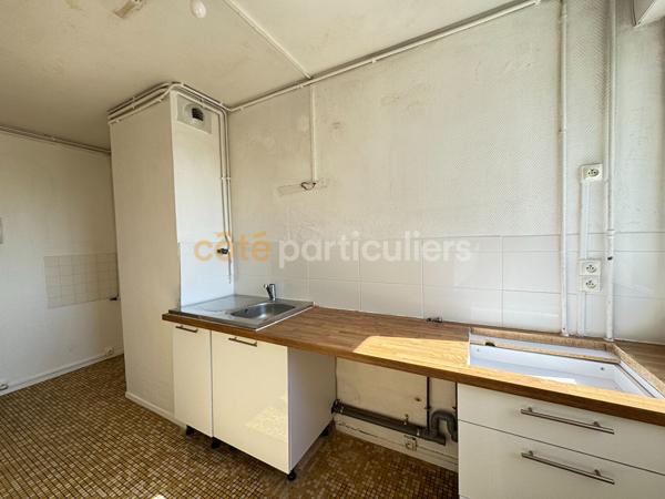 Vente
                Appartement60,28 m² - 3 Pièces -
                    ORLEANS (45000)