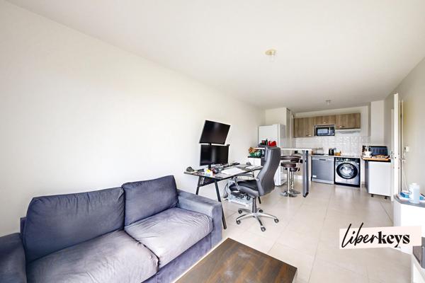 À Pessac - Investissement locatif sécurisé – T2 vendu occupé (louer actuel: 585€ CC).