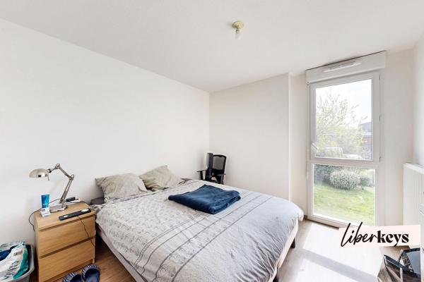 À Pessac - Investissement locatif sécurisé – T2 vendu occupé (louer actuel: 585€ CC).