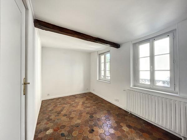 Maison de ville 6 pièces de 102.02 m² - Centre-ville de Saint-Germain-en-Laye