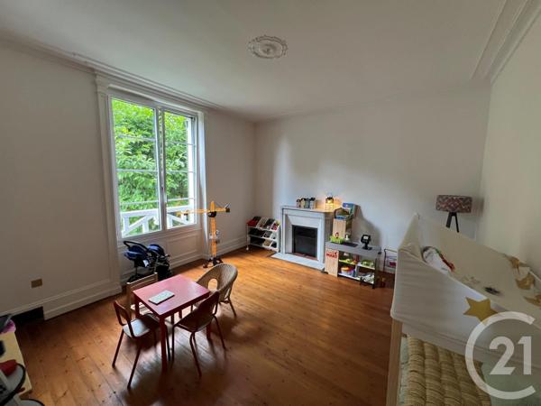 Maison à vendre  8 pièces - 226 m2 VILLERS COTTERETS - 02