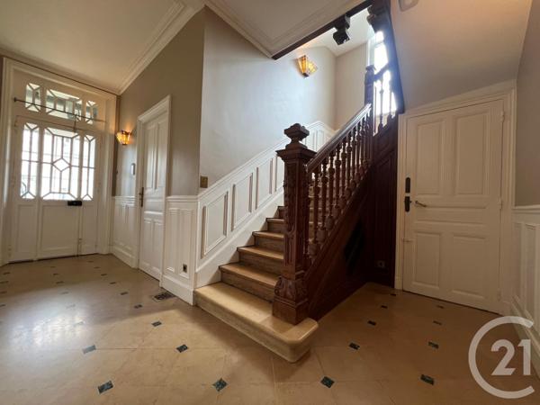 Maison à vendre  8 pièces - 226 m2 VILLERS COTTERETS - 02