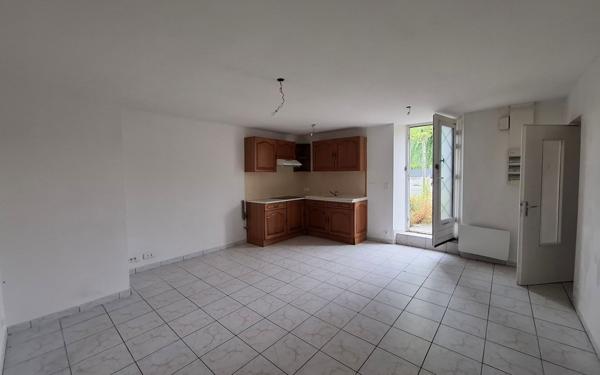 Immeuble à vendre    2 pièces •  Grisolles