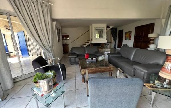 Vente Propriété + PISCINE EN VILLE Saint-martin-de-valgalgues   