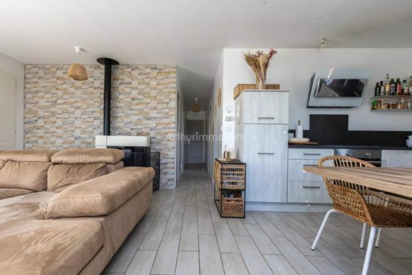 Vente                                                      Maison
                        
                     4 pièces                      74 m2                     à Soleymieu