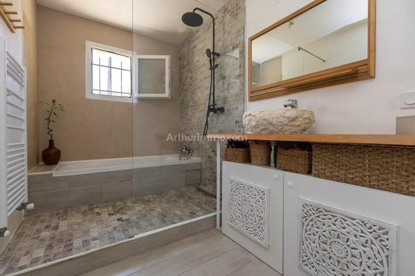 Vente                                                      Maison
                        
                     4 pièces                      74 m2                     à Soleymieu
