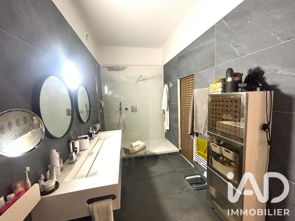 Appartement à vendre 3 pièces 110 m² Nîmes
