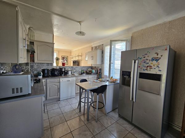 Maison
         6 pièces
        - 136 m² 139 000 € *