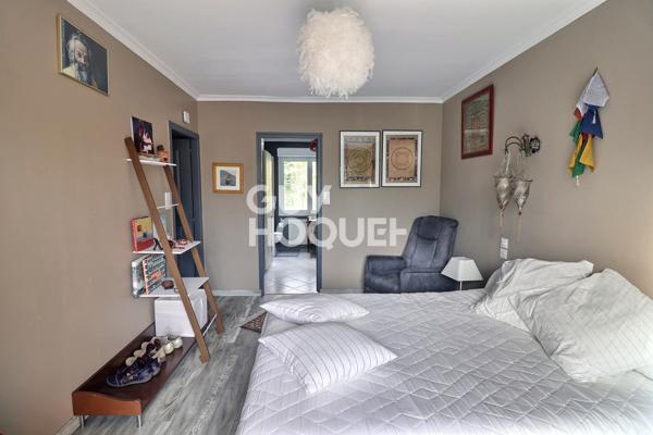 MAISON À VENDRE DE 9 PIÈCES DE 266,00 M²