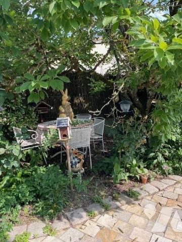 Proche centre, 4/5 chambres, 170m², piscine.