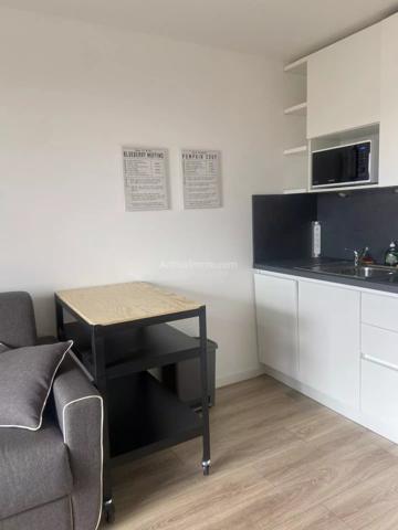 Location                                                      Appartement
                        
                     1 pièces                      25 m2                     à Nice