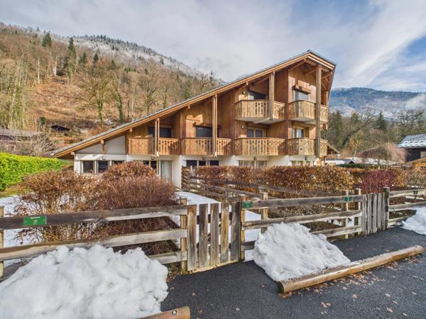 Haute Savoie (74), à vendre SAMOENS - Domaine skiable Grand Massif - Appartement T3 63 m²