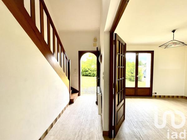 Maison traditionnelle 6 pièces de 100 m² à Paimpol (22500)
