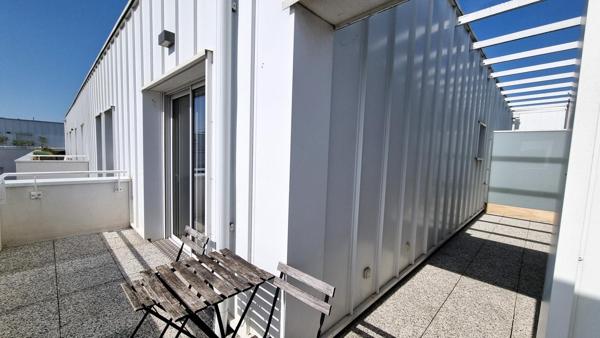Dernier étage - T3 avec grande terrasse et vue dégagée !