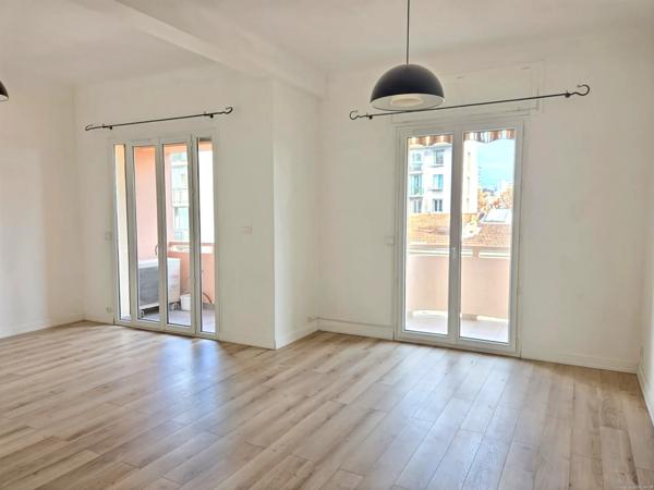 Appartement T 2/3 avec balcon secteur chartreux