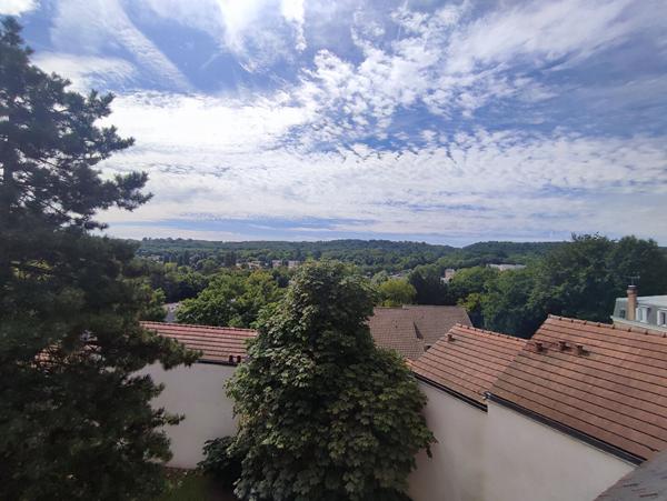 Grand appartement T4 Orsay le guichet avec Terrasse