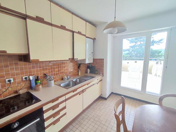 Grand appartement T4 Orsay le guichet avec Terrasse