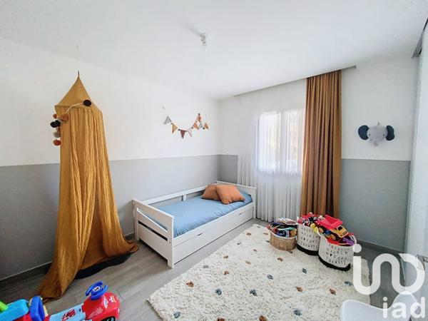 Maison 4 pièces de 106 m² à Terrasson-Lavilledieu (24120)