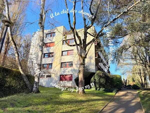 À vendre : Appartement 4 pièces 93 m² à GIF SUR YVETTE