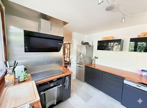 À vendre : Appartement 4 pièces 93 m² à GIF SUR YVETTE