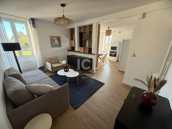 Appartement Seiches Sur Le Loir 3 pièce(s)