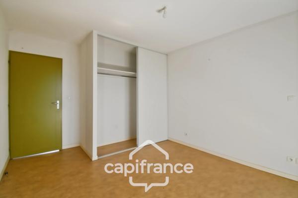 Maison à vendre 3 pièces LE CHATELET (18)