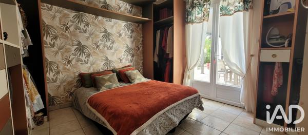 Maison à vendre 8 pièces 205 m² Saint-Jean-d'Angély