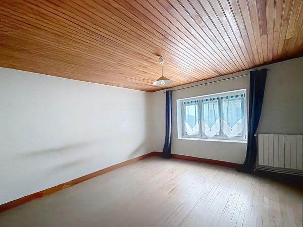 Maison 110 m², 3 chambres avec garage et terrain - Bourbonne-les-Bains